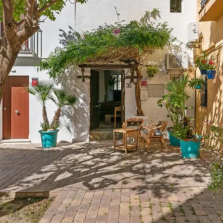 Vakantiehuis Cosy House In Old Town Estepona