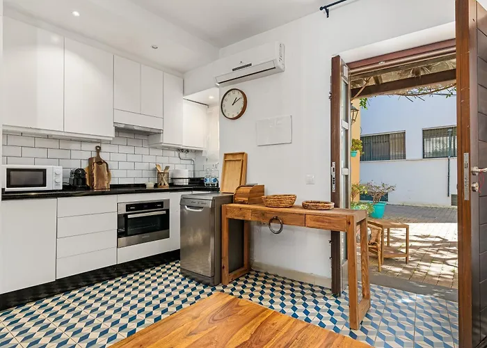 Cosy House In Old Town *