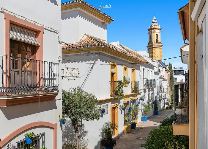 Cosy House In Old Town Vakantiehuis Estepona